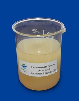 Anionic Trắng sữa Polyacrylamide Nhũ tương Phụ gia khoan bùn Phụ gia Polyamine Hóa chất đông tụ