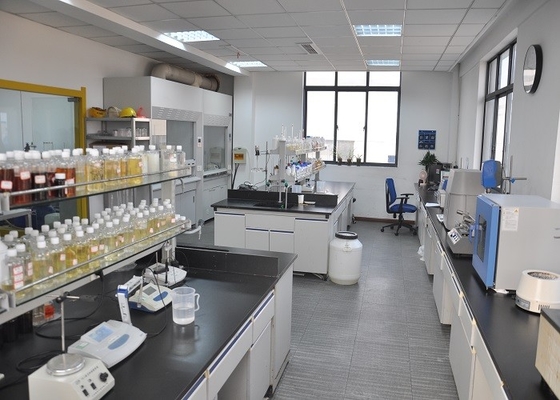 Hiệu quả cao Chất cố định cation Tác nhân giữ lại sợi mịn Cải thiện không màu